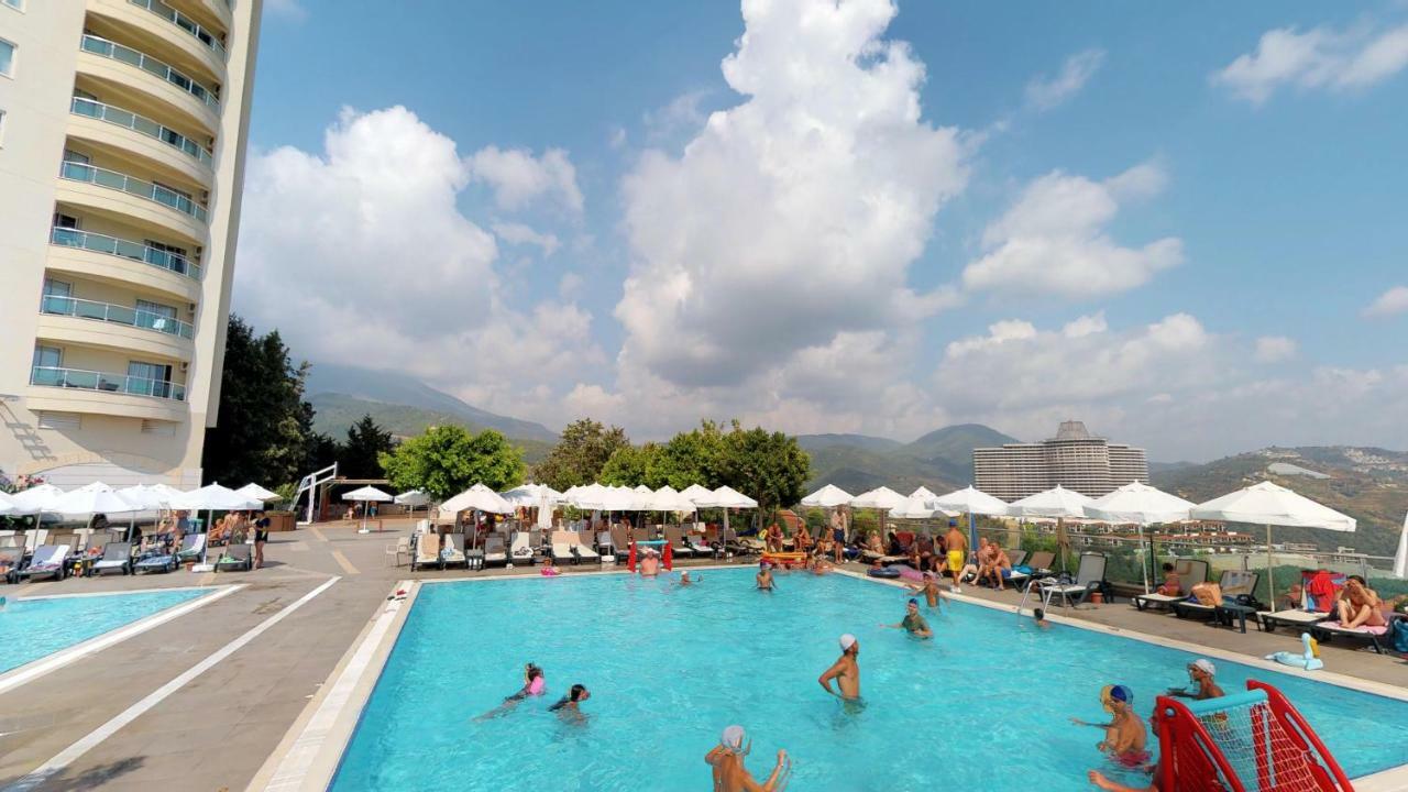 Gold City 1b1b With Free Aquapark Lägenhet Alanya